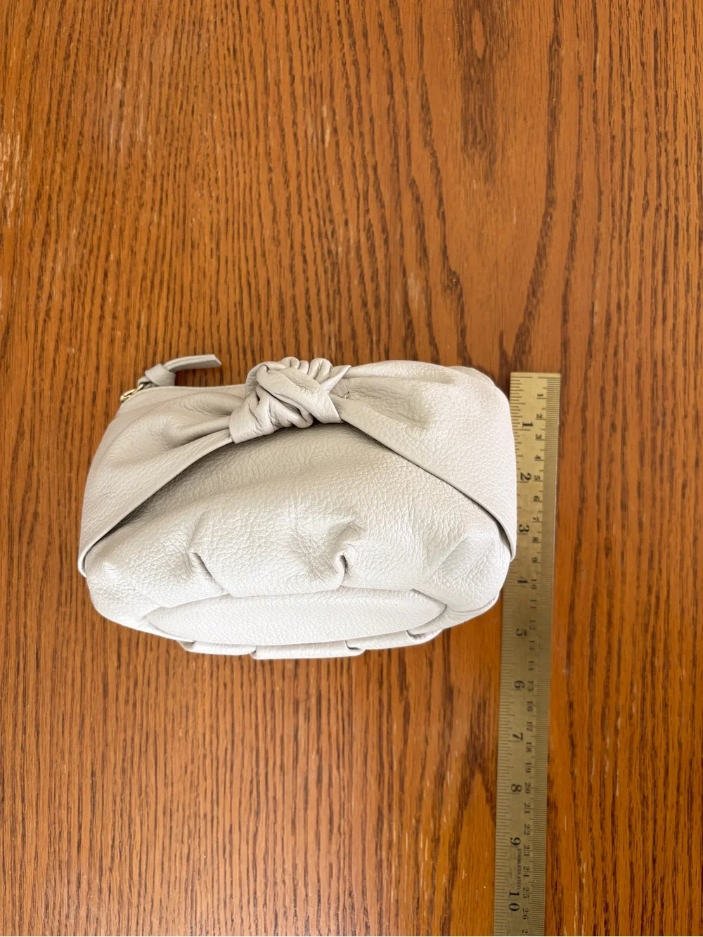 ANTONIO MELANI Cream Leather Knot Bow Clutch Bag